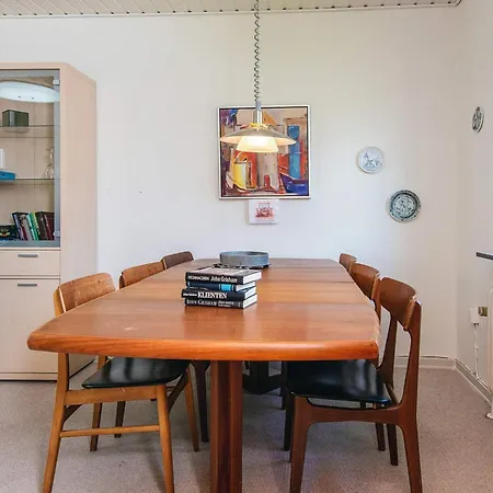 6 Person In Semesterbostad Ansager